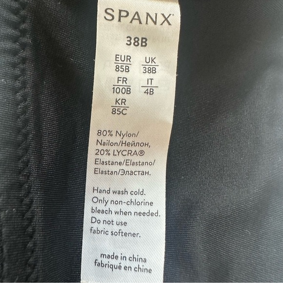 Spanx Convertible Swim Bra Bikini Top Black Gold Hardware Size 38B Adjustable - Picture 7 of 8